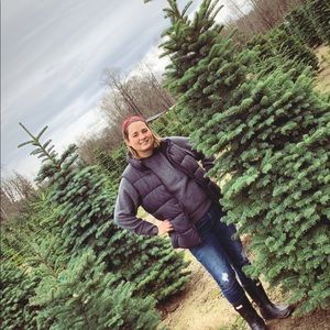 Meet your Posher, Kayla